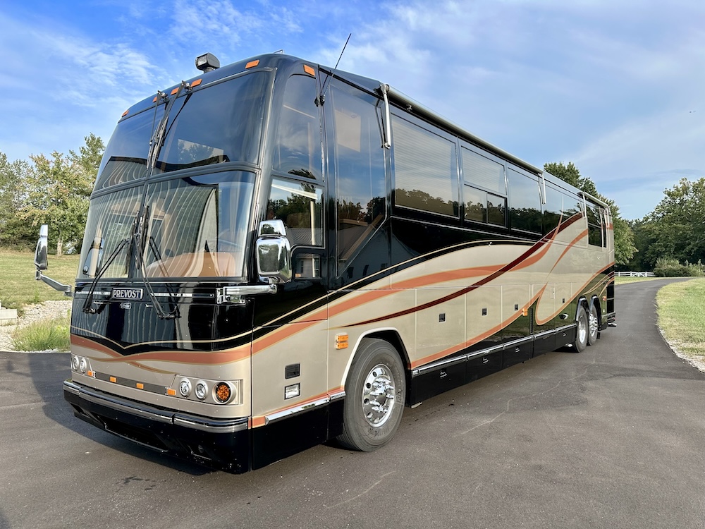 2000 Prevost Custom Coach  H3-45 For Sale