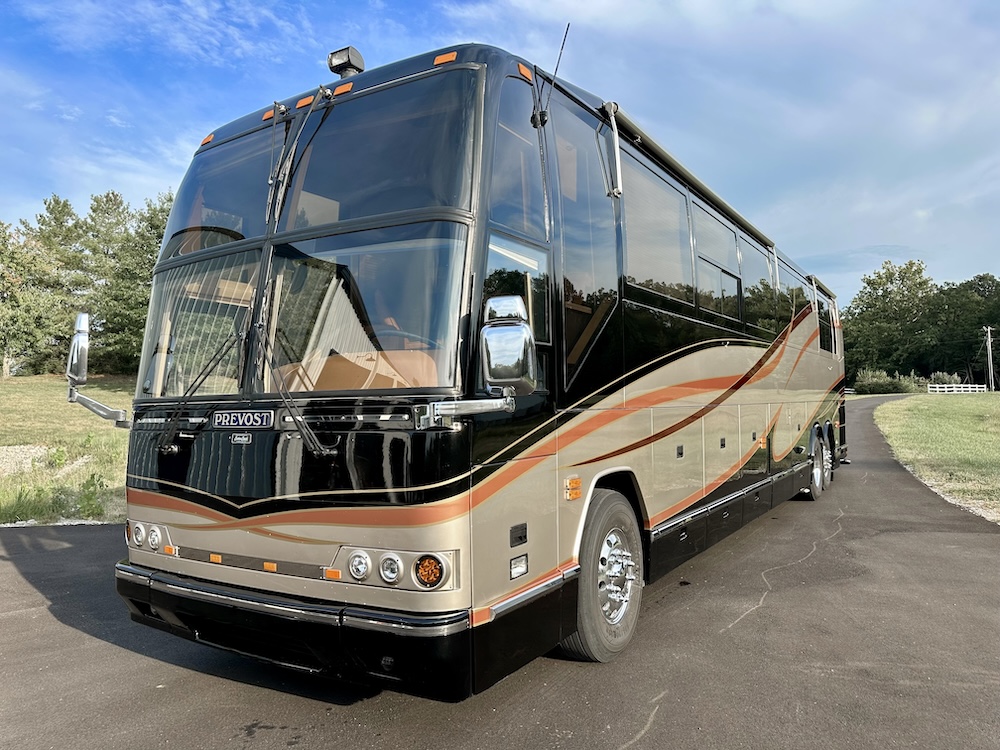 2000 Prevost Custom Coach  H3-45 For Sale