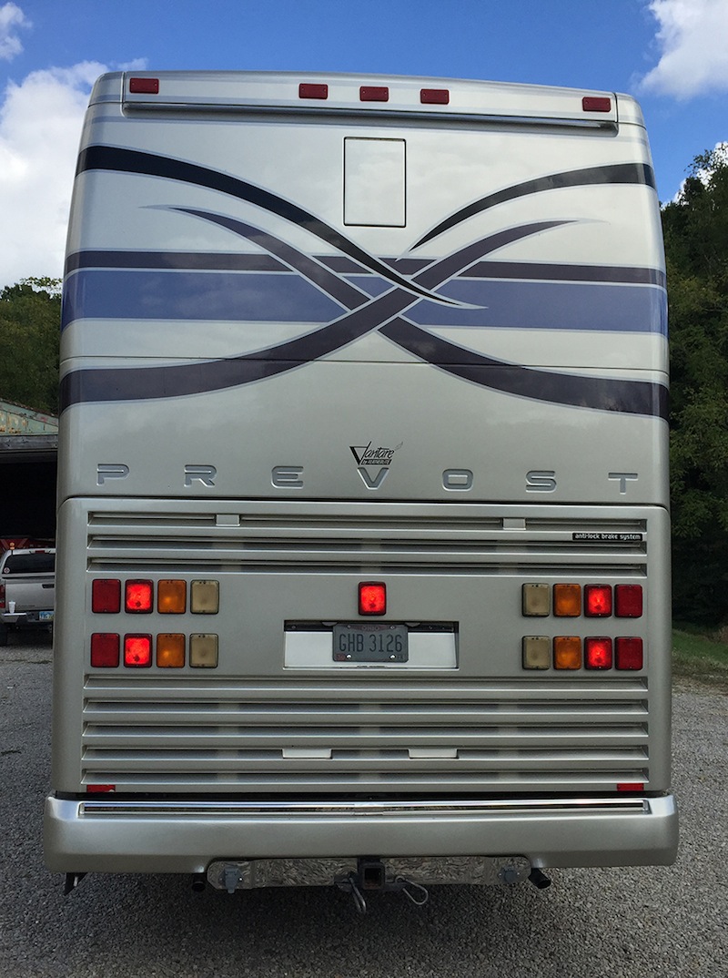 2000 Prevost Featherlite H3-45 For Sale