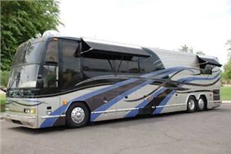 2000 Prevost Featherlite H3-45 For Sale