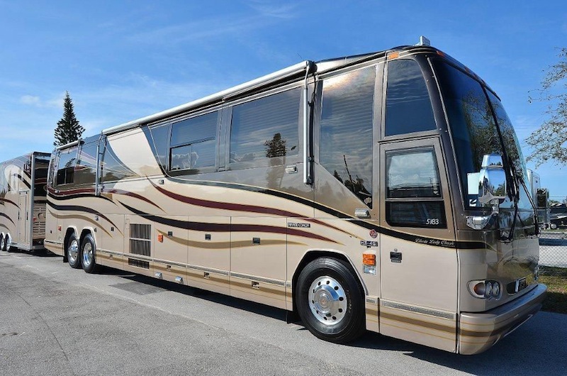 2000 Prevost Liberty H3-45 For Sale