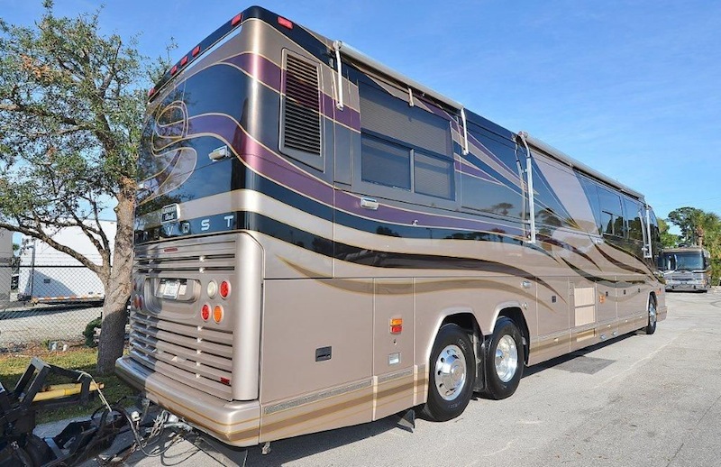 2000 Prevost Liberty H3-45 For Sale