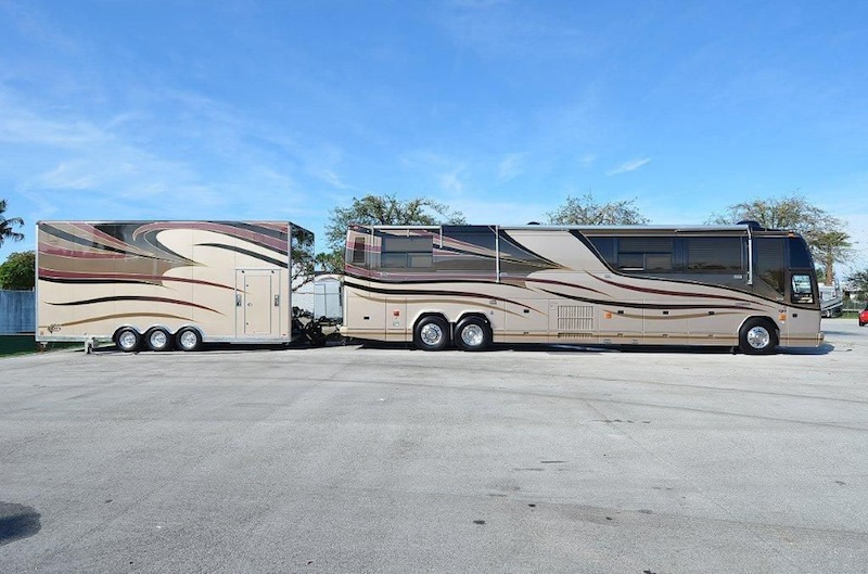 2000 Prevost Liberty H3-45 For Sale