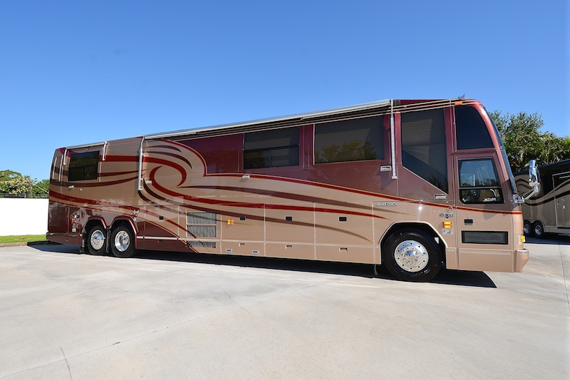 2000 Prevost Liberty H3-45 For Sale