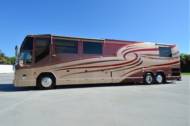 2000 Prevost Liberty H3-45 For Sale