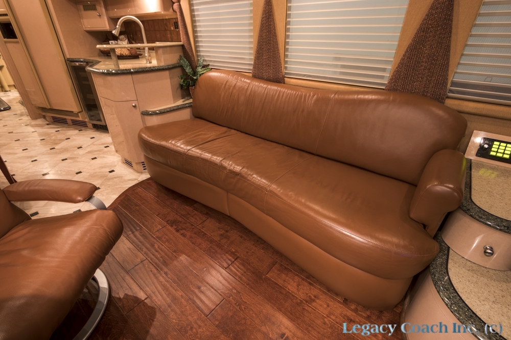 2000 Prevost Liberty XL For Sale