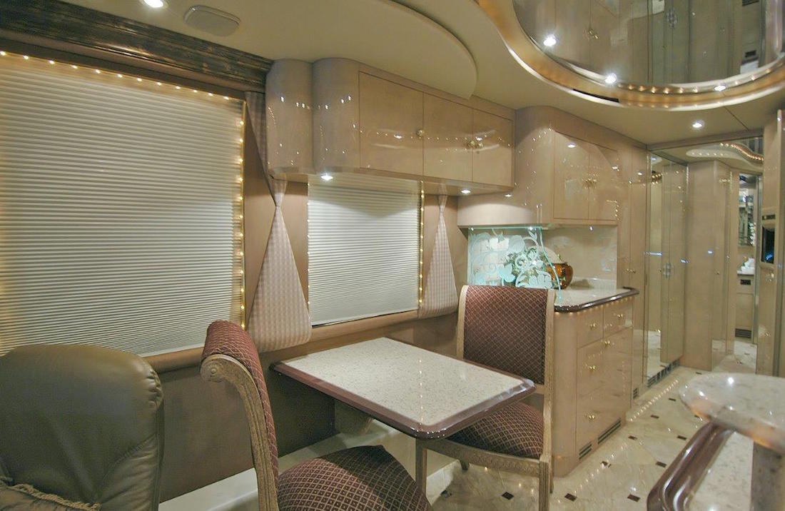 2000 Prevost Liberty XL For Sale