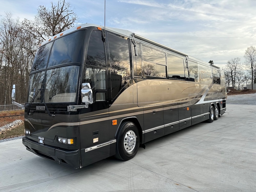 2000 Prevost Marathon H3-45 For Sale