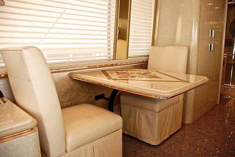 2000 Prevost Marathon H3-45 For Sale