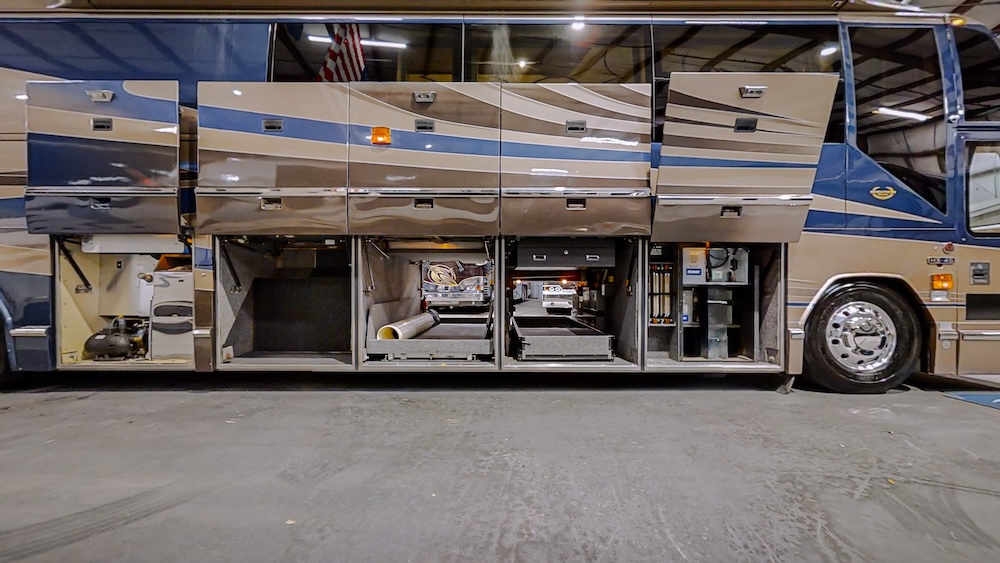 2000 Prevost  Marathon H3-45 For Sale