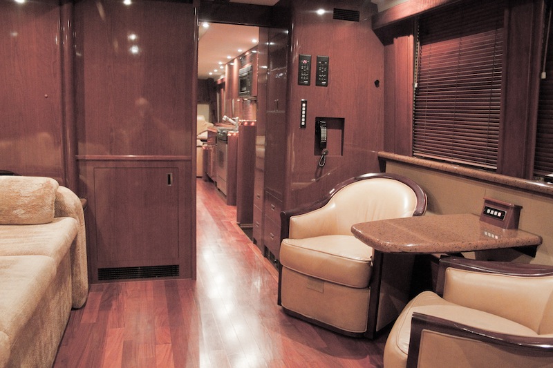 2000 Prevost Marathon XL For Sale