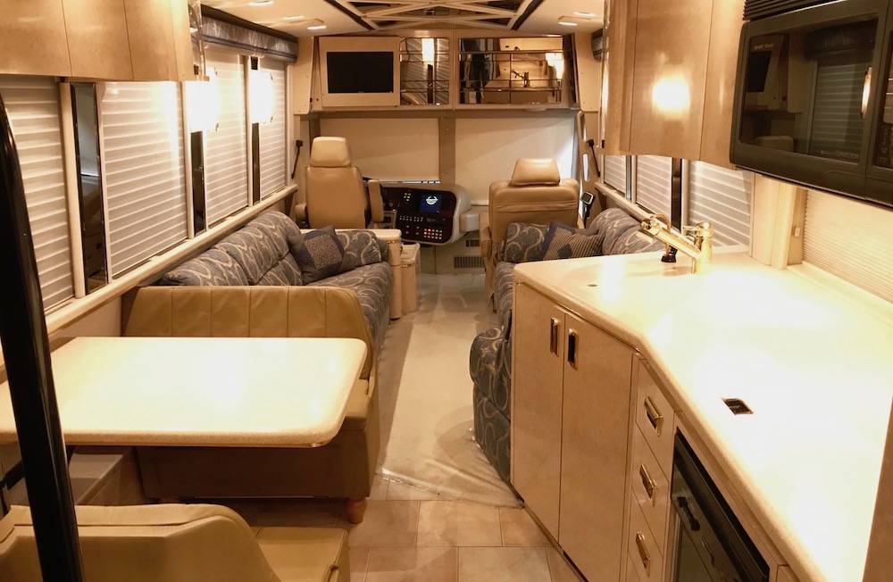 2000 Prevost Marathon XL For Sale