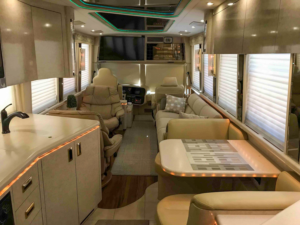 2000 Prevost Marathon XL For Sale