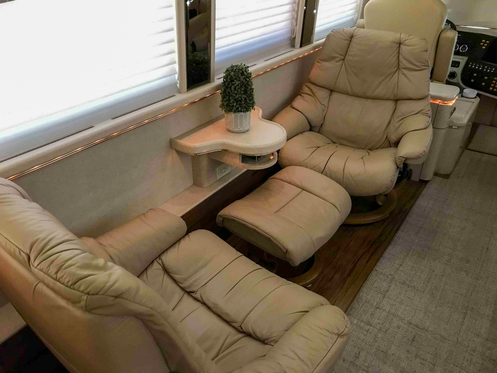 2000 Prevost Marathon XL For Sale