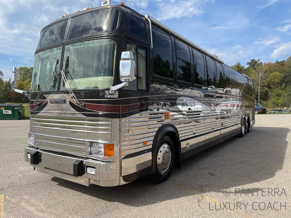 2000 Prevost Marathon XL For Sale