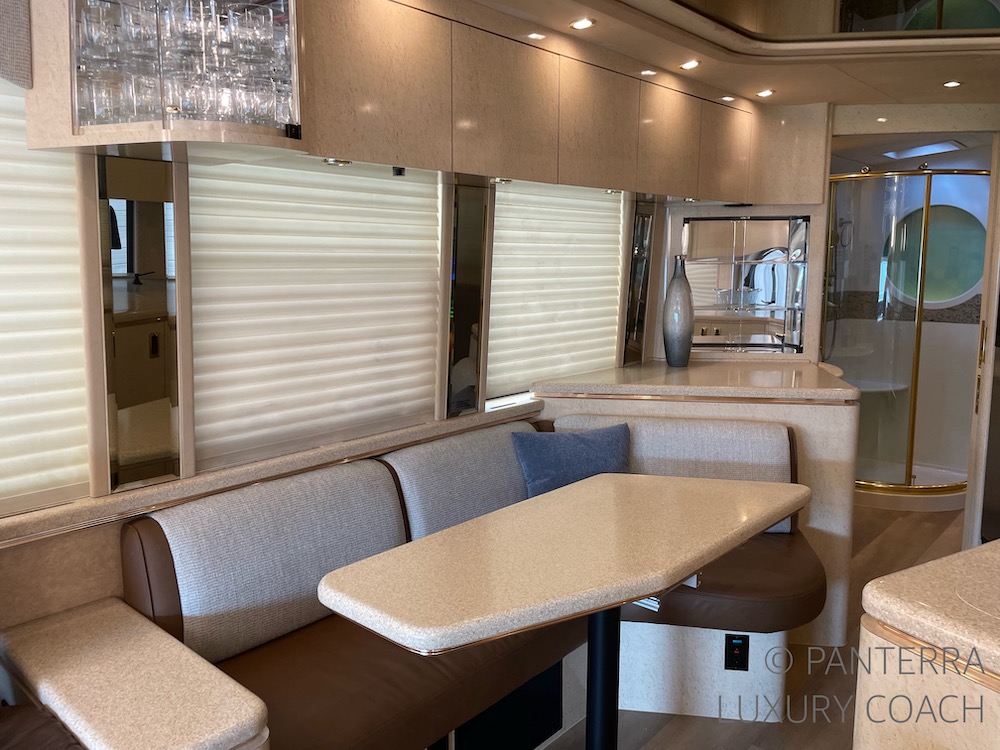 2000 Prevost Marathon XL For Sale