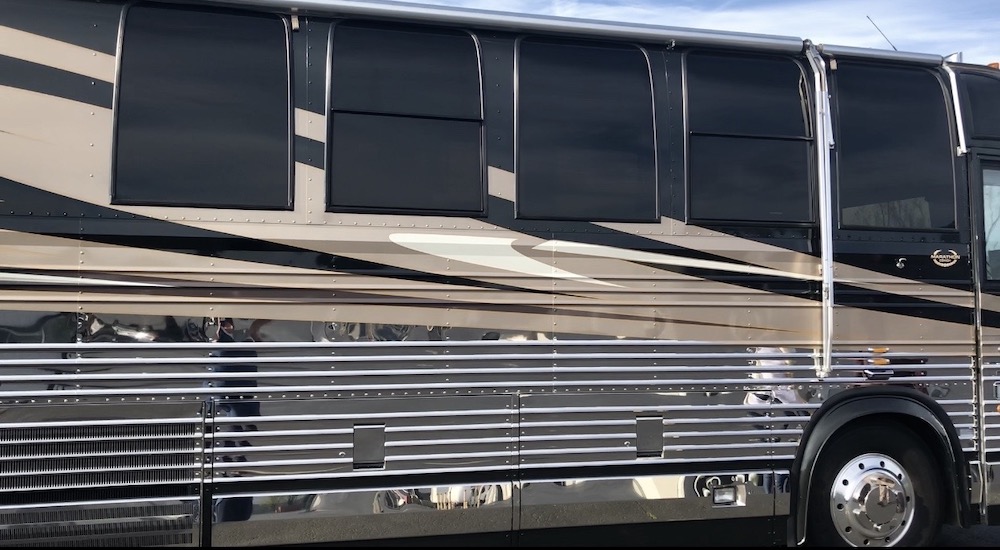 2000 Prevost Marathon XL For Sale