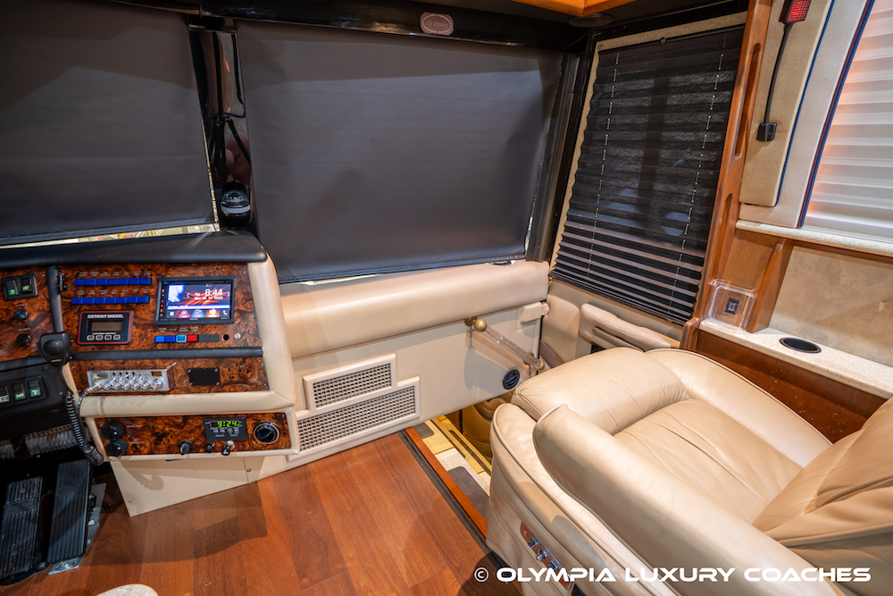 2000 Prevost Royale XL For Sale