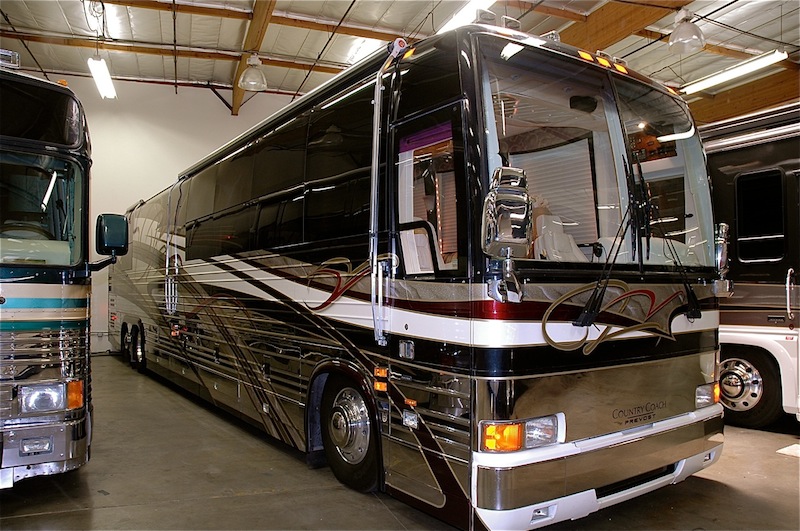 2001 Prevost Country Coach XLII