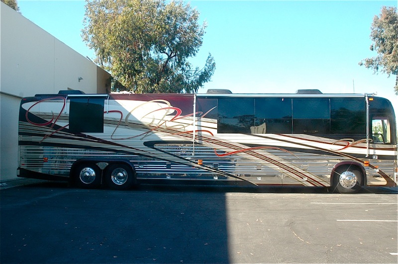 2001 Prevost Country Coach XLII