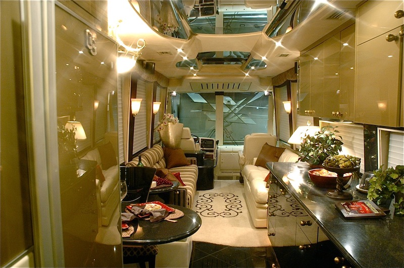 2001 Prevost Country Coach XLII