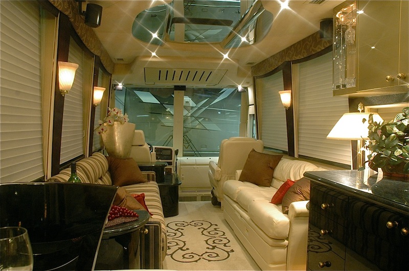 2001 Prevost Country Coach XLII