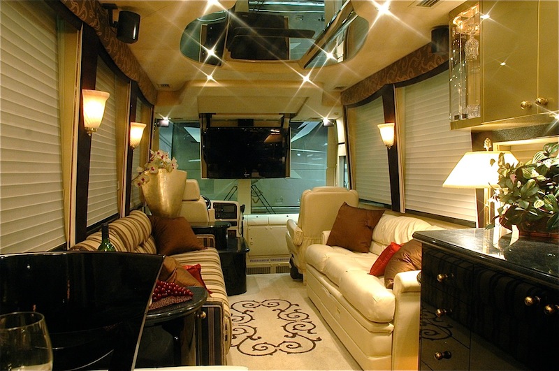 2001 Prevost Country Coach XLII