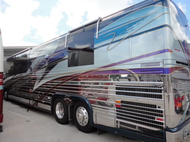 2001 Prevost Country Coach XLII For Sale