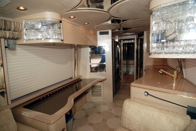 2001 Prevost Marathon H3-45