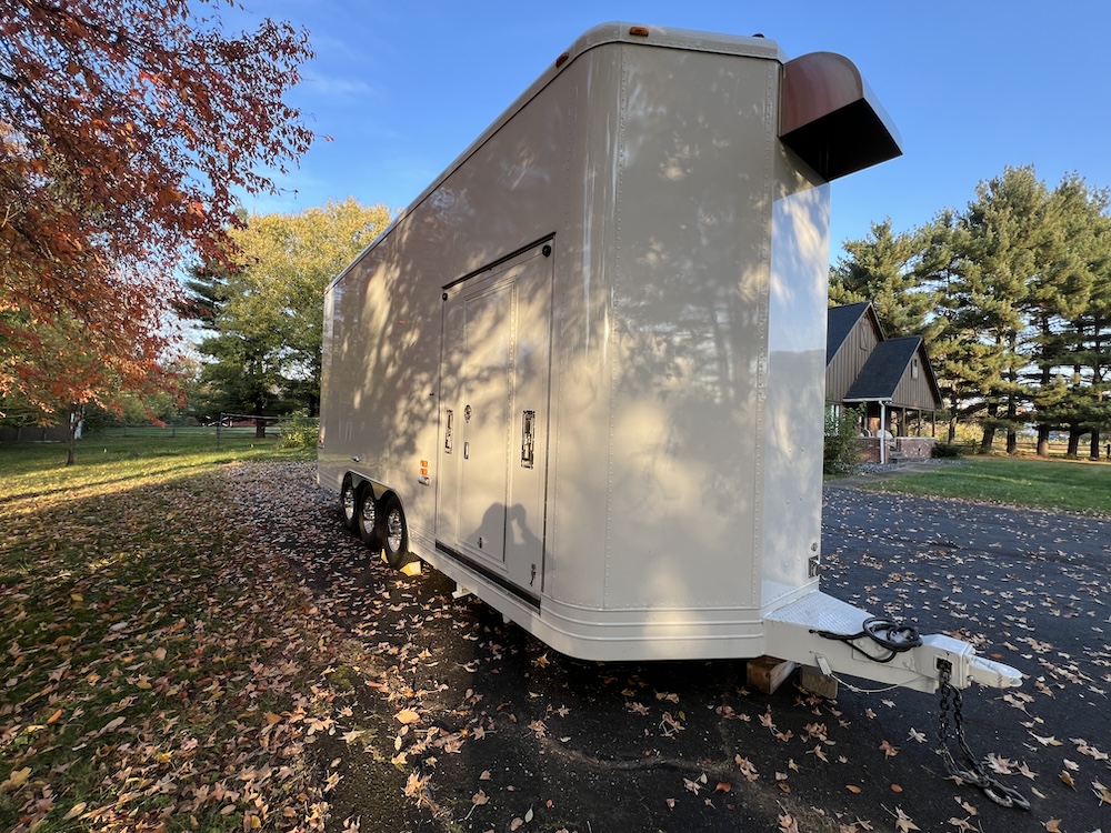 2001 Featherlite Trailer For Sale