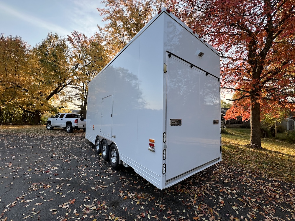 2001 Featherlite Trailer For Sale