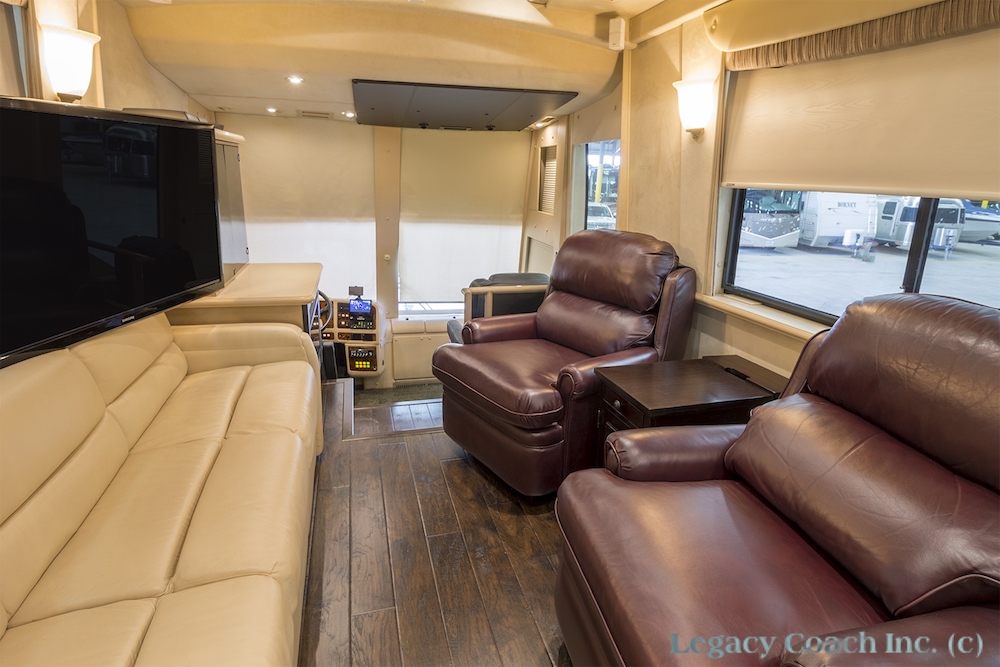 2001 Prevost Country Coach H3-45 For Sale