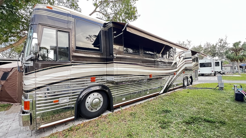 2001 Prevost Country Coach For Sale