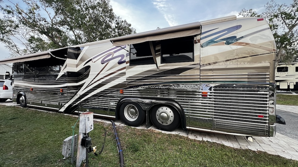 2001 Prevost Country Coach For Sale