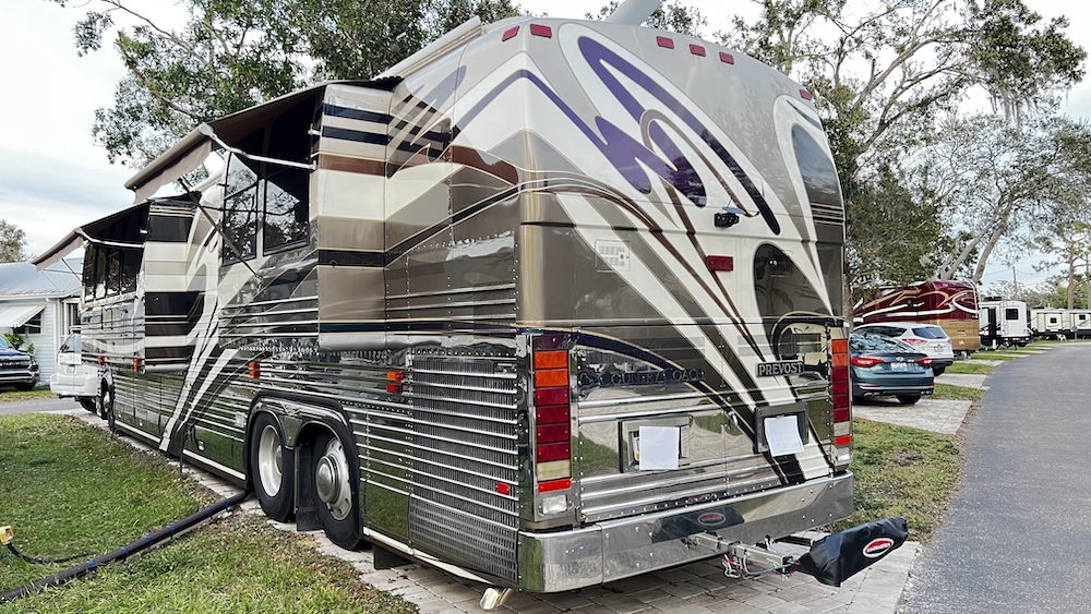 2001 Prevost Country Coach For Sale