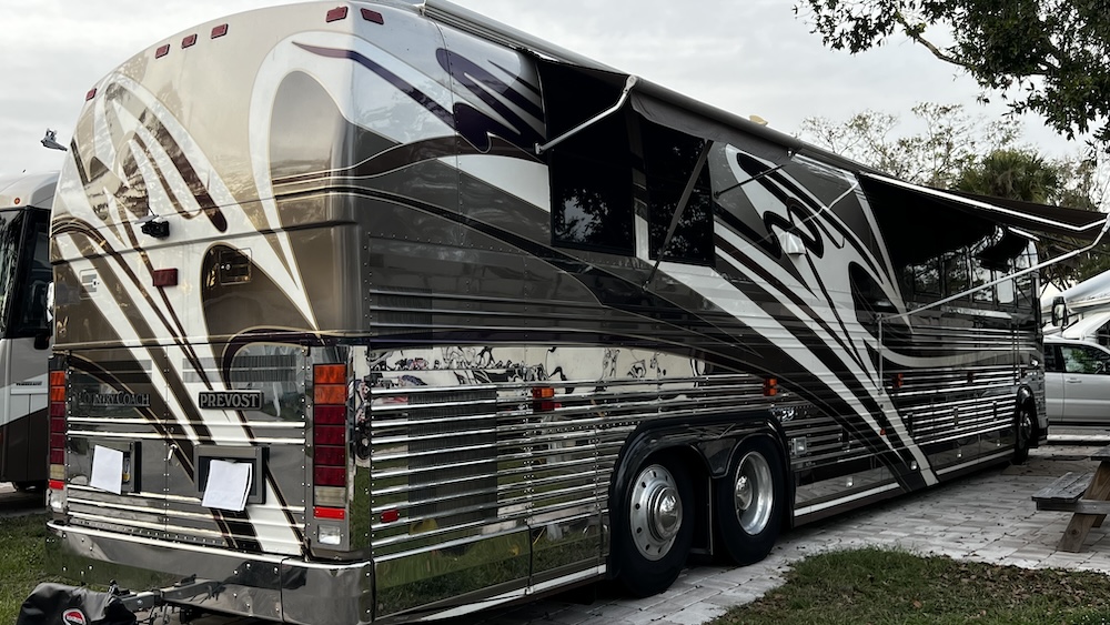 2001 Prevost Country Coach For Sale