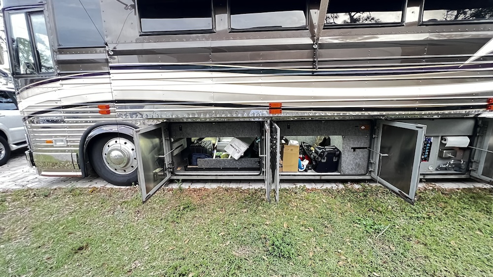 2001 Prevost Country Coach For Sale