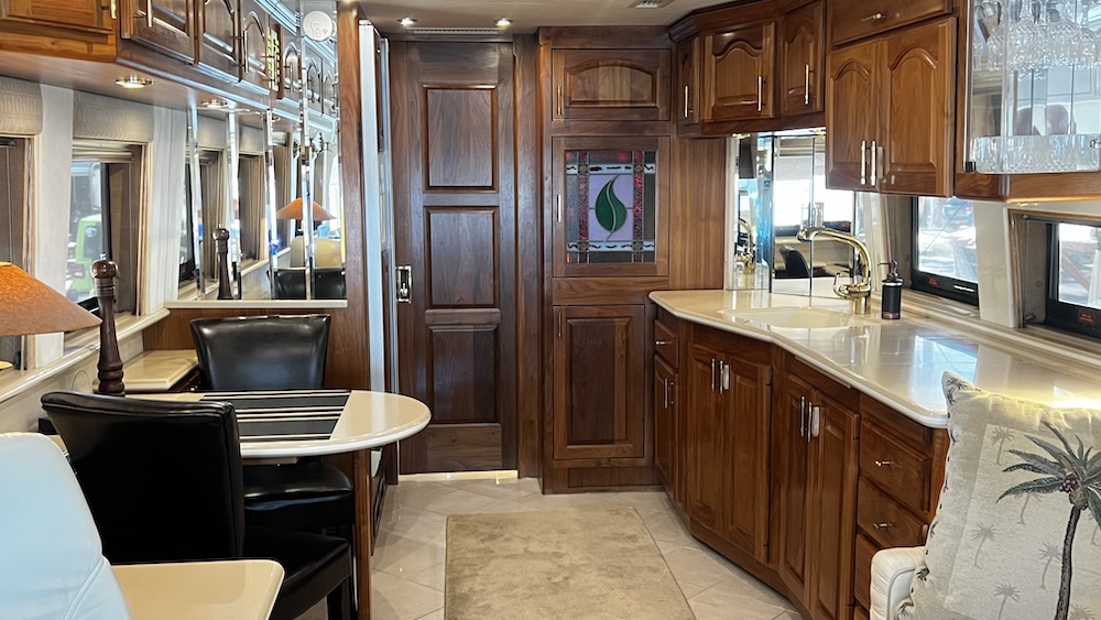 2001 Prevost Country Coach For Sale