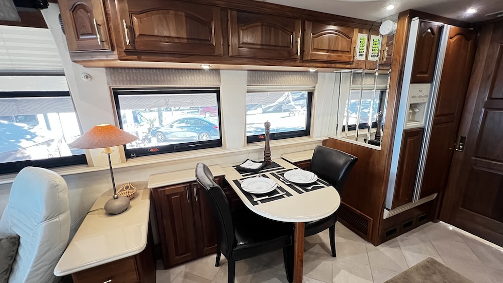 2001 Prevost Country Coach For Sale