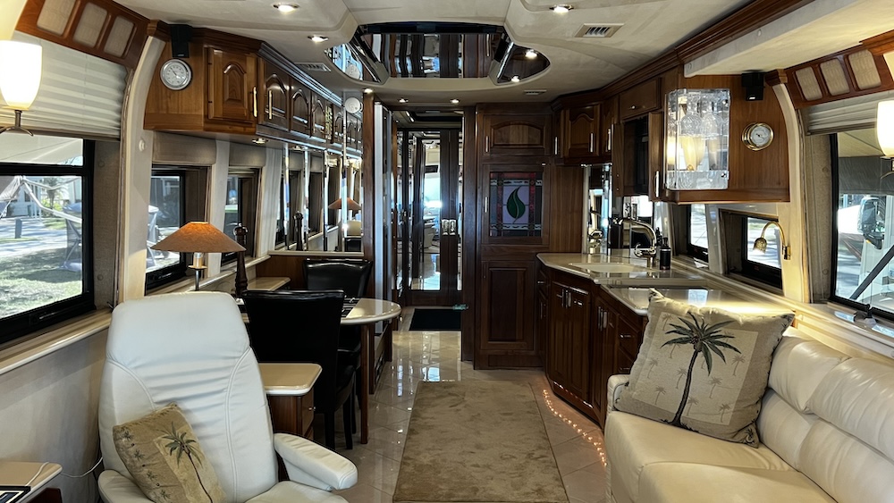 2001 Prevost Country Coach For Sale