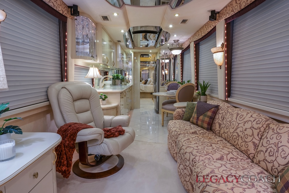 2001 Prevost Country Coach XLII For Sale