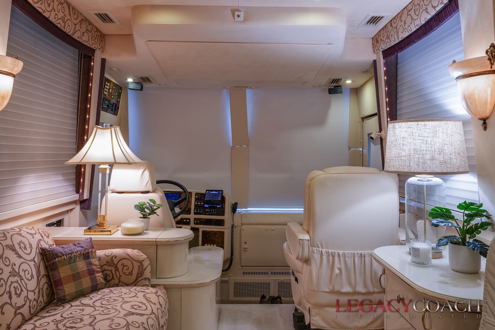 2001 Prevost Country Coach XLII For Sale