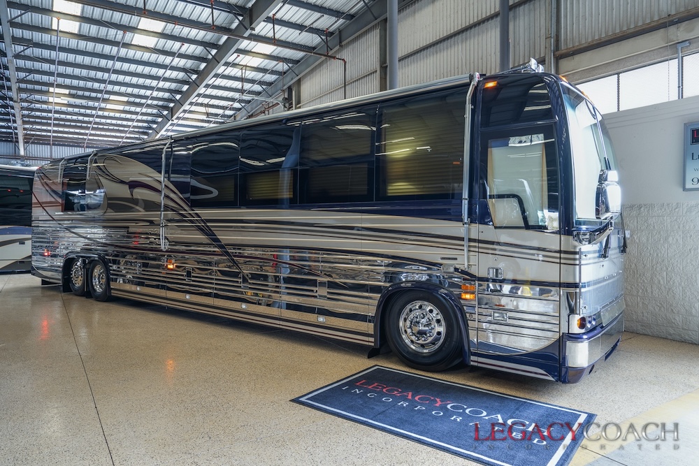 2001 Prevost Country Coach XLII For Sale