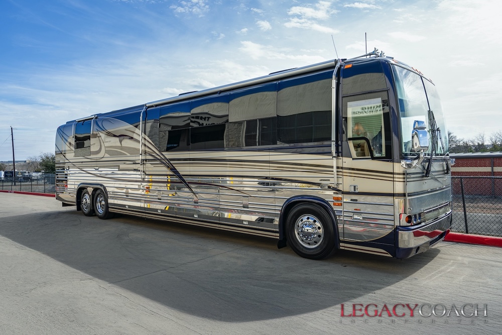 2001 Prevost Country Coach XLII For Sale