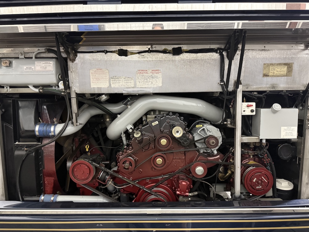 2002 Prevost Featherlite  H3-45 For Sale