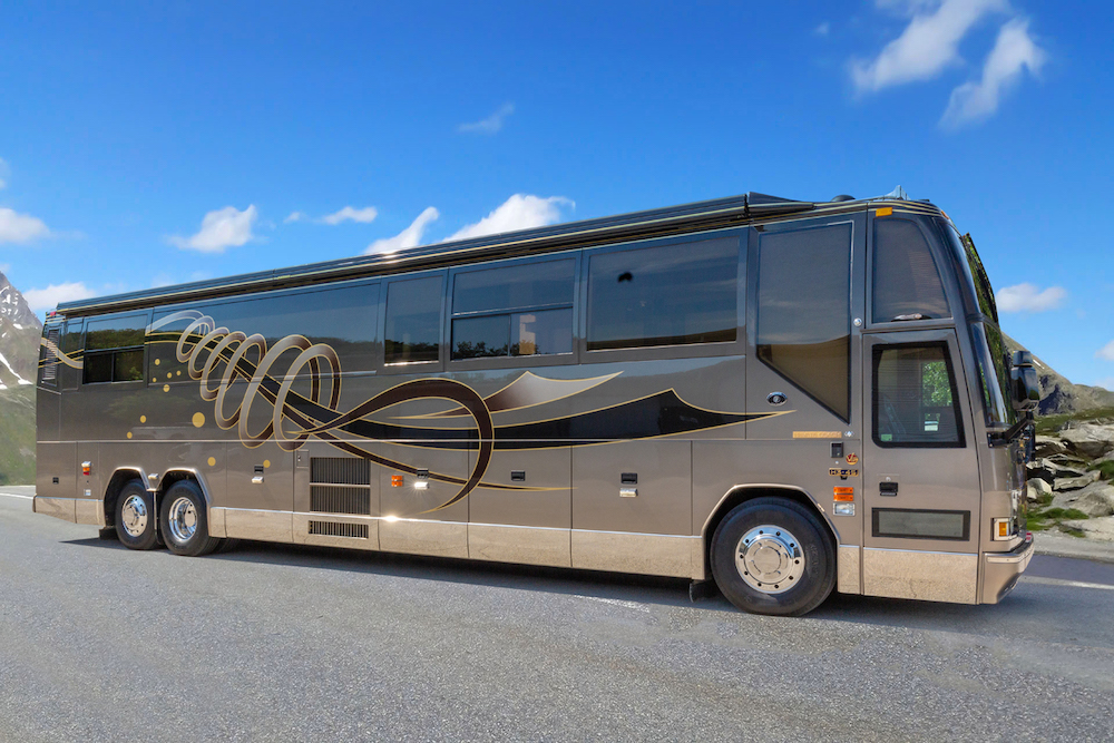 2001 Prevost Featherlite H3-45 For Sale