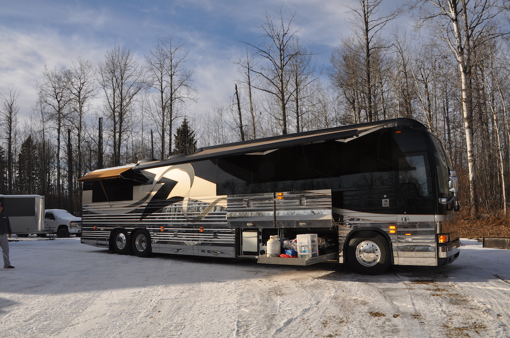 2001 Prevost Featherlite XLII For Sale