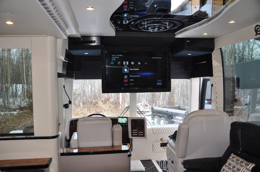 2001 Prevost Featherlite XLII For Sale