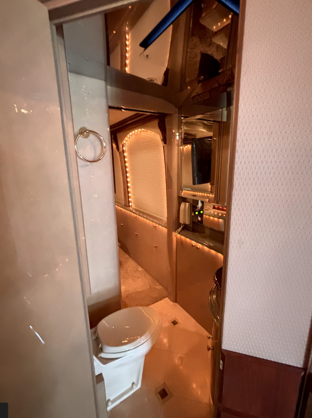 2001 Prevost Liberty XLII For Sale