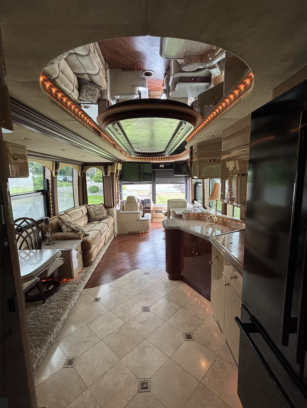 2001 Prevost Liberty XLII For Sale